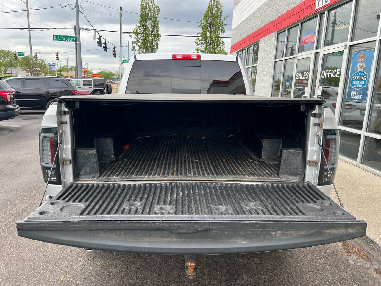 RAM 1500 4WD Crew Cab 149" Sport 2016