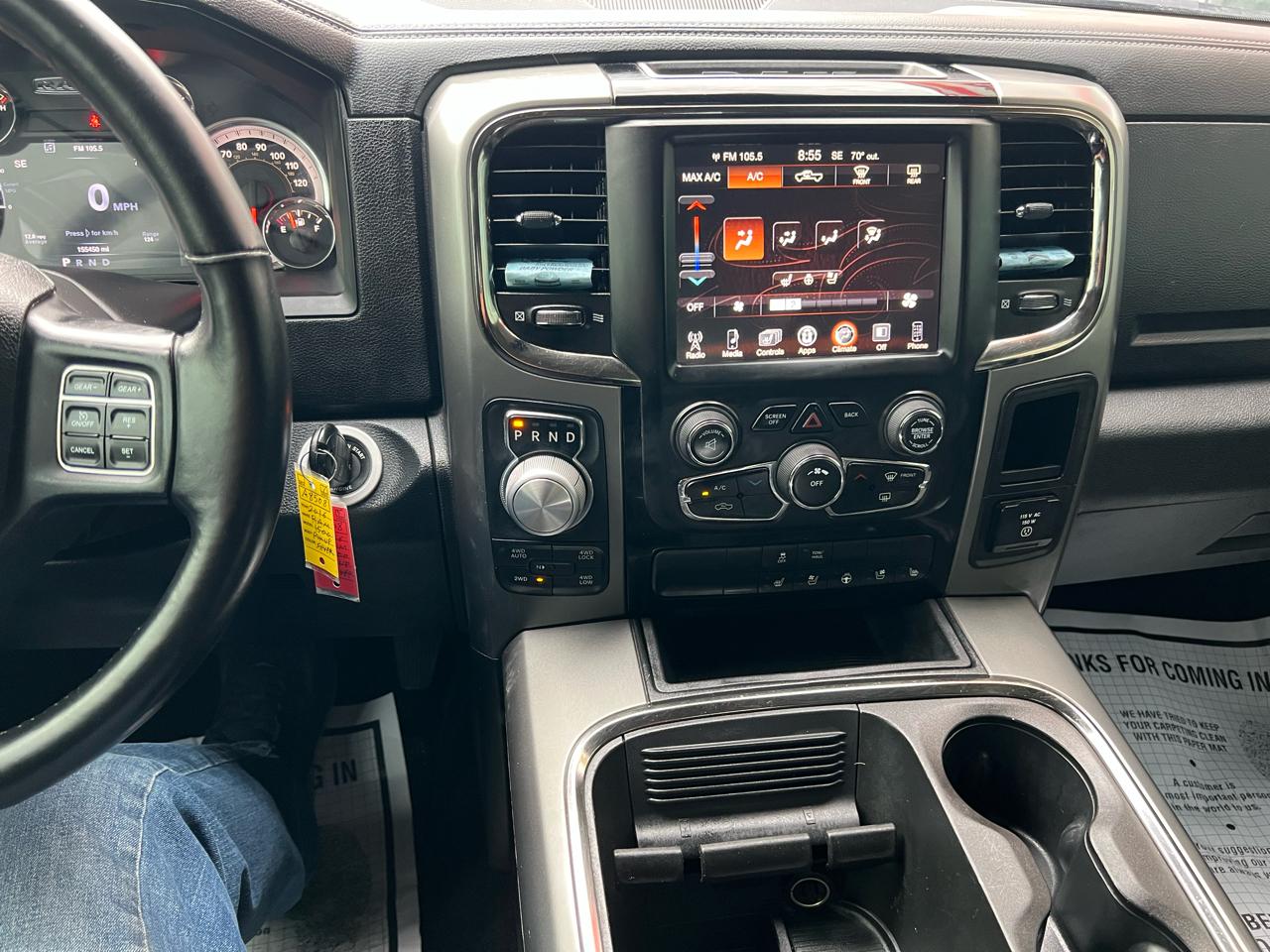 RAM 1500 4WD Crew Cab 149" Sport 2016