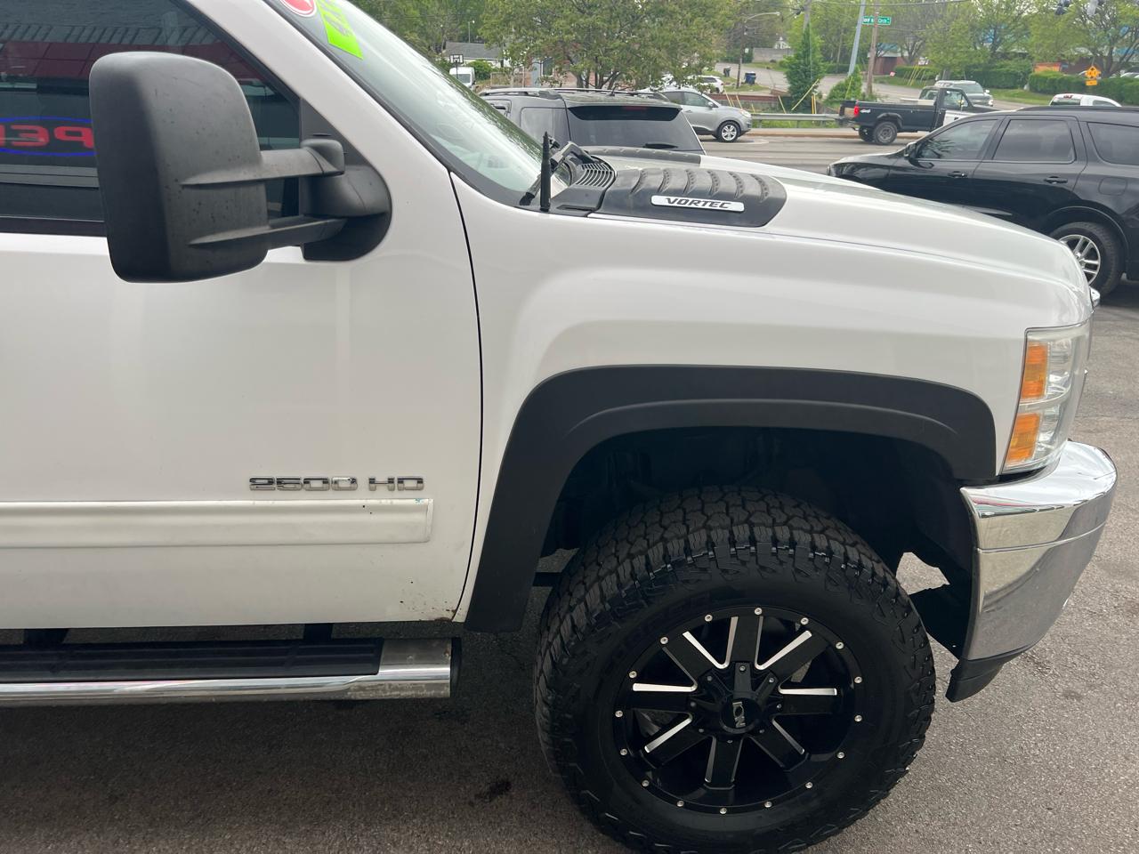 Chevrolet Silverado 2500HD 4WD Crew Cab 153.7" LT 2013