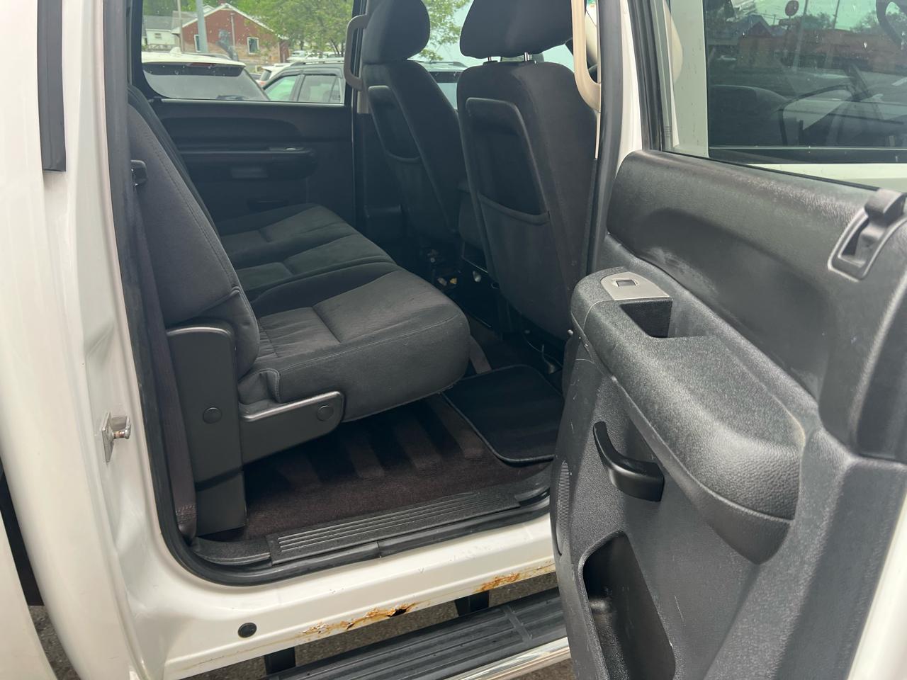 Chevrolet Silverado 2500HD 4WD Crew Cab 153.7" LT 2013