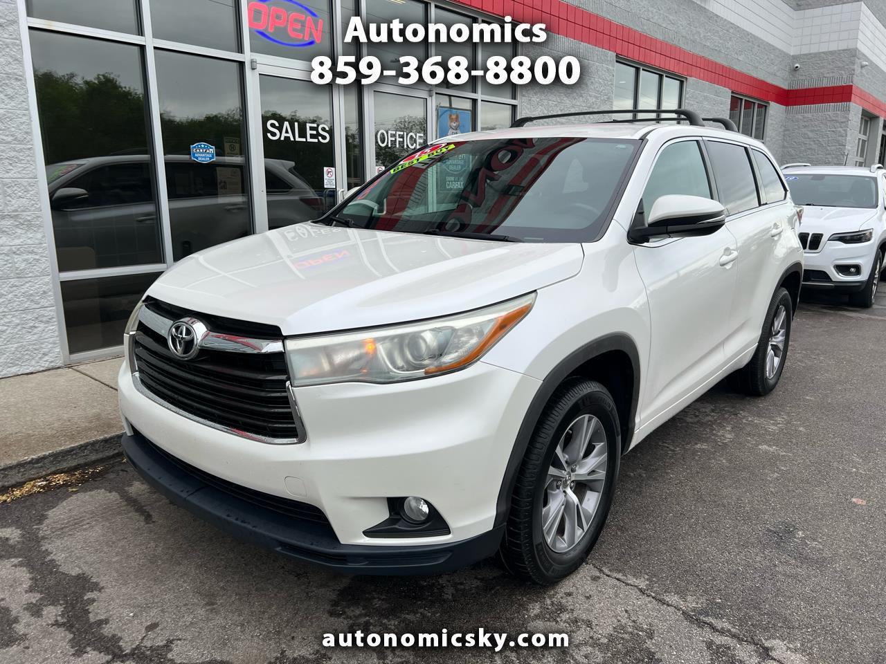 Toyota Highlander FWD 4dr V6 LE (Natl) 2015