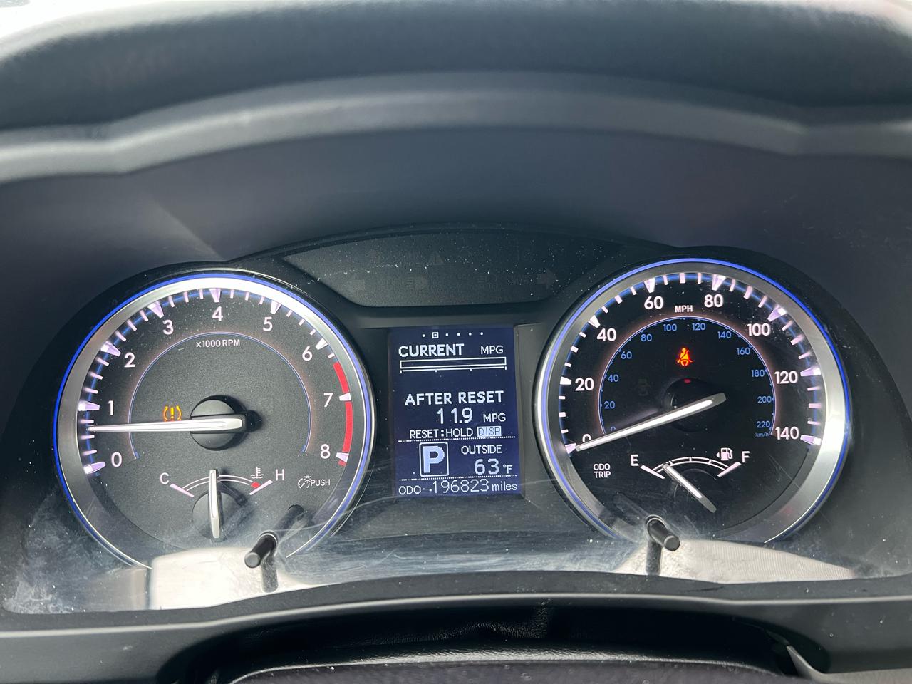 Toyota Highlander FWD 4dr V6 LE (Natl) 2015