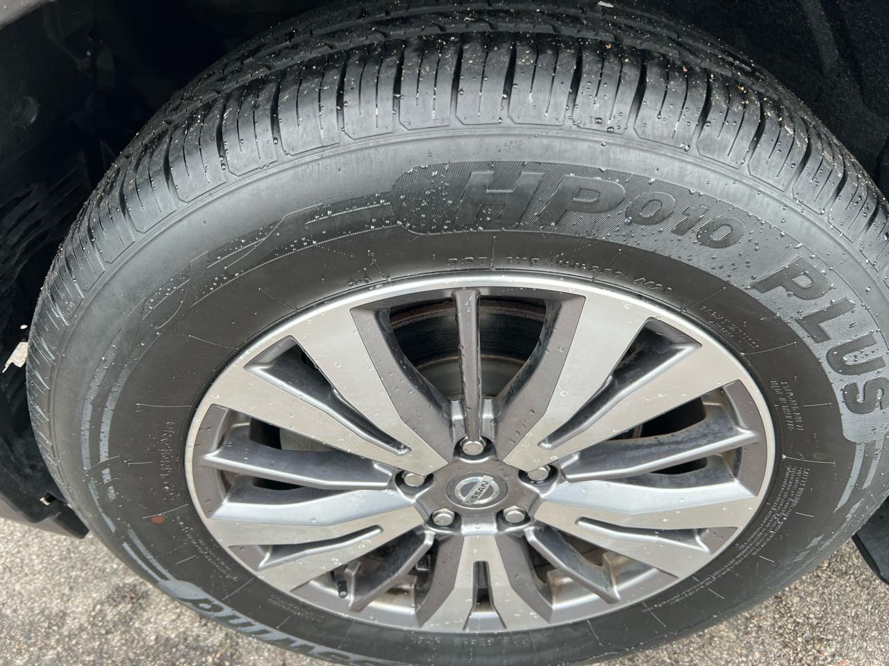 Nissan Pathfinder 4x4 S 2019