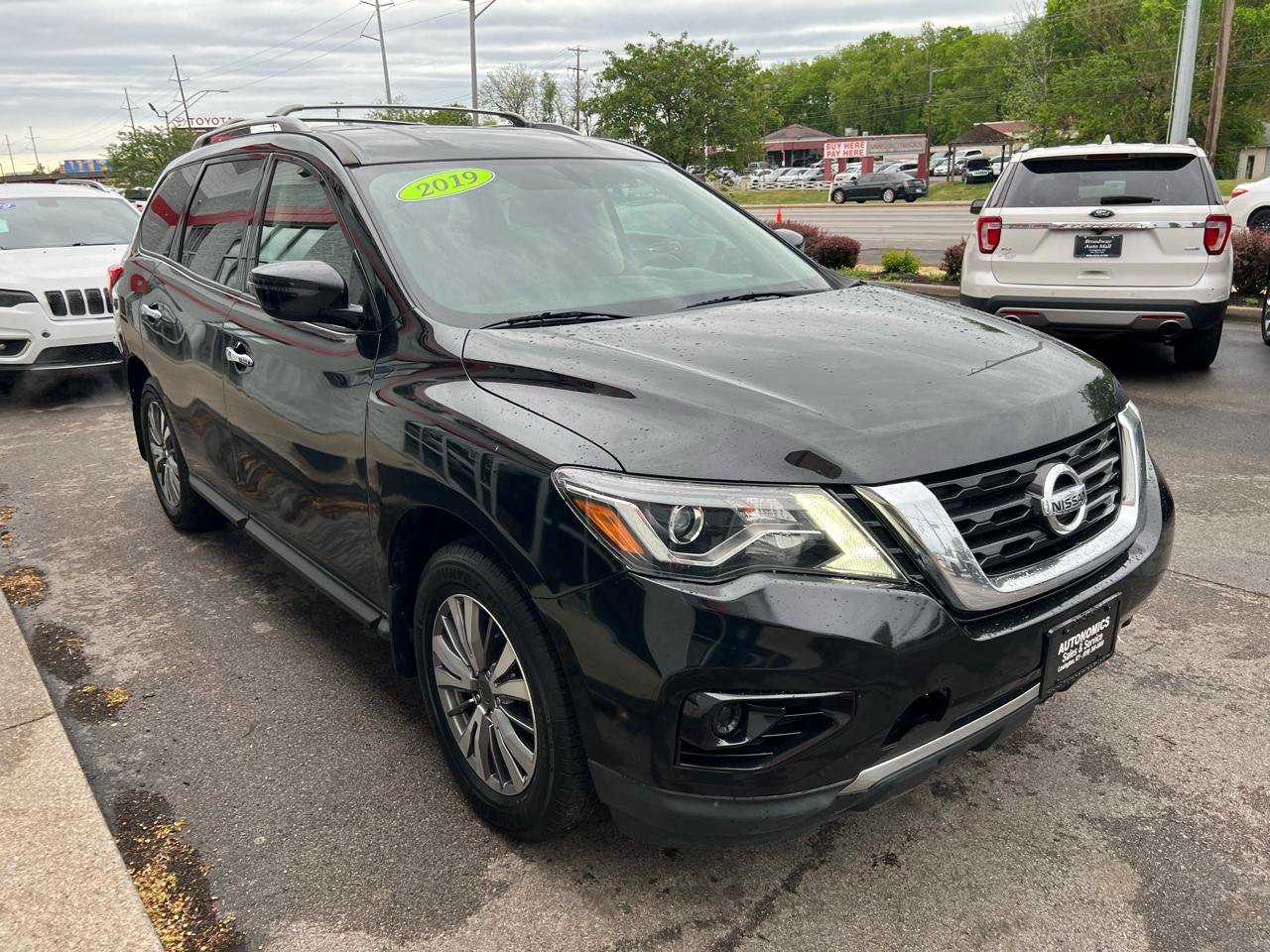 Nissan Pathfinder 4x4 S 2019