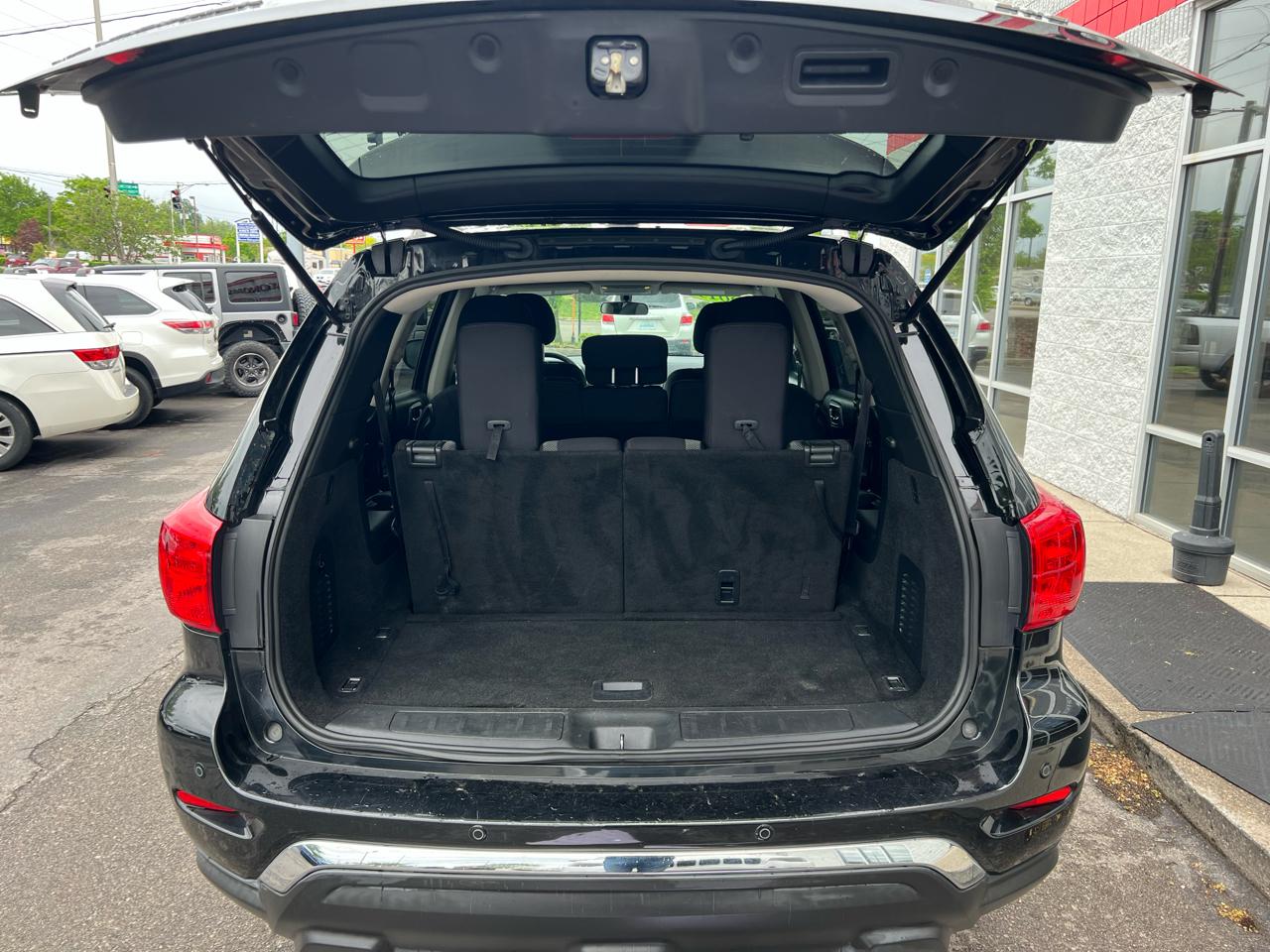 Nissan Pathfinder 4x4 S 2019