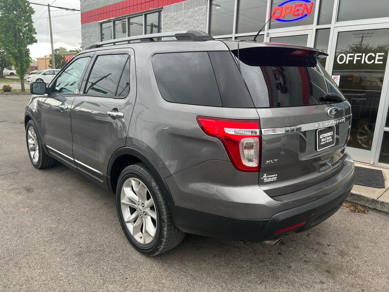 Ford Explorer FWD 4dr XLT 2014