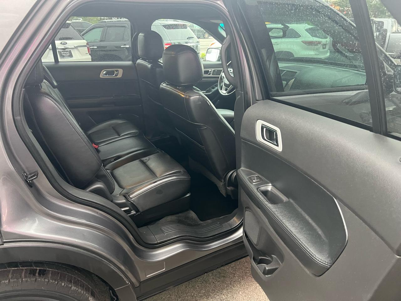 Ford Explorer FWD 4dr XLT 2014