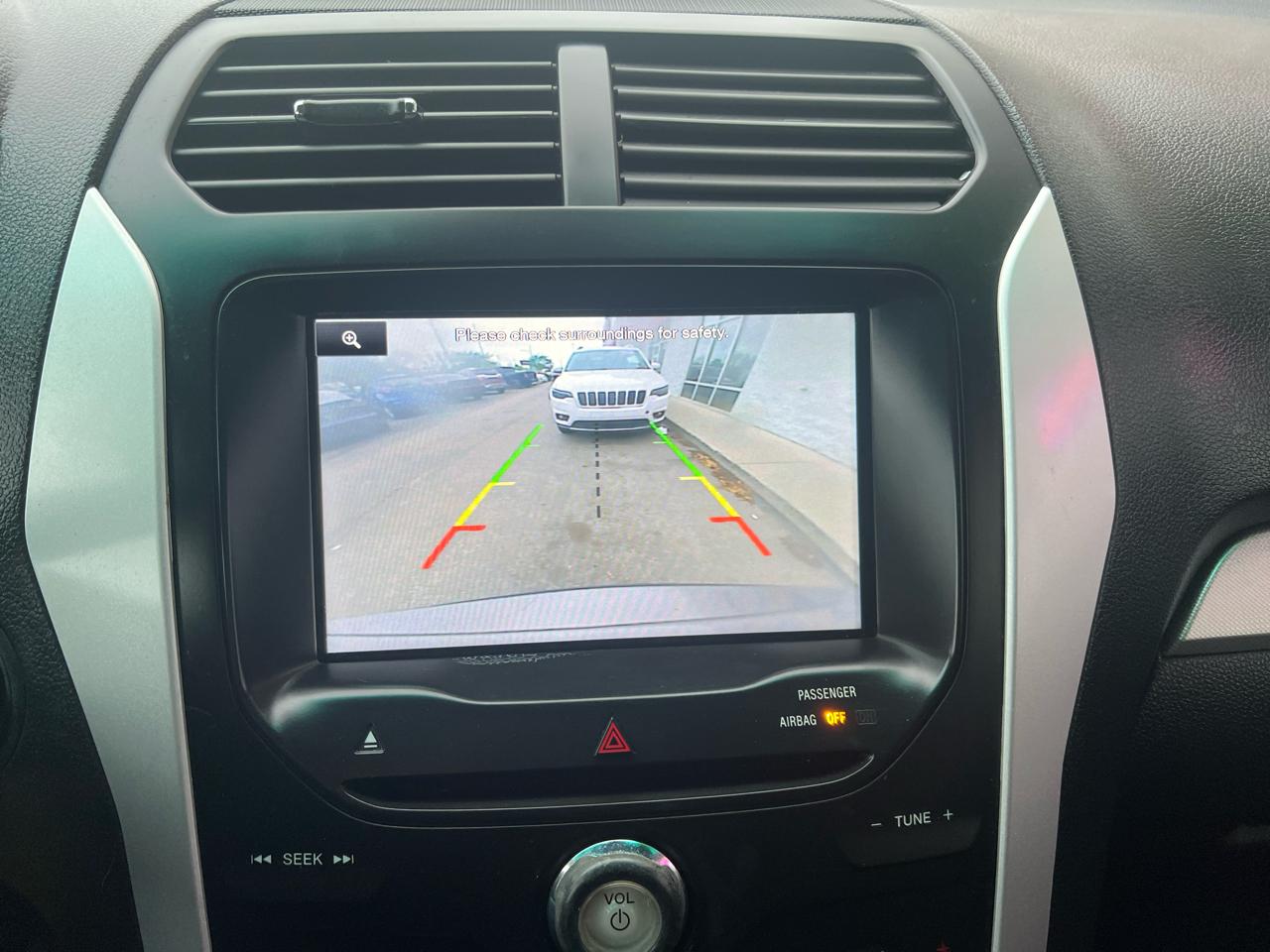 Ford Explorer FWD 4dr XLT 2014