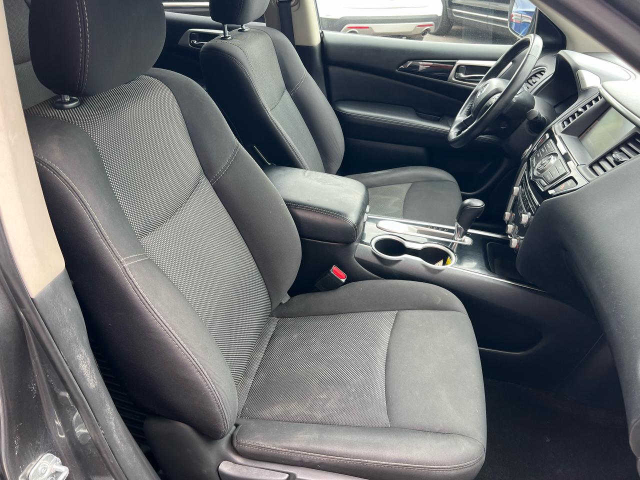 Nissan Pathfinder FWD SV 2020