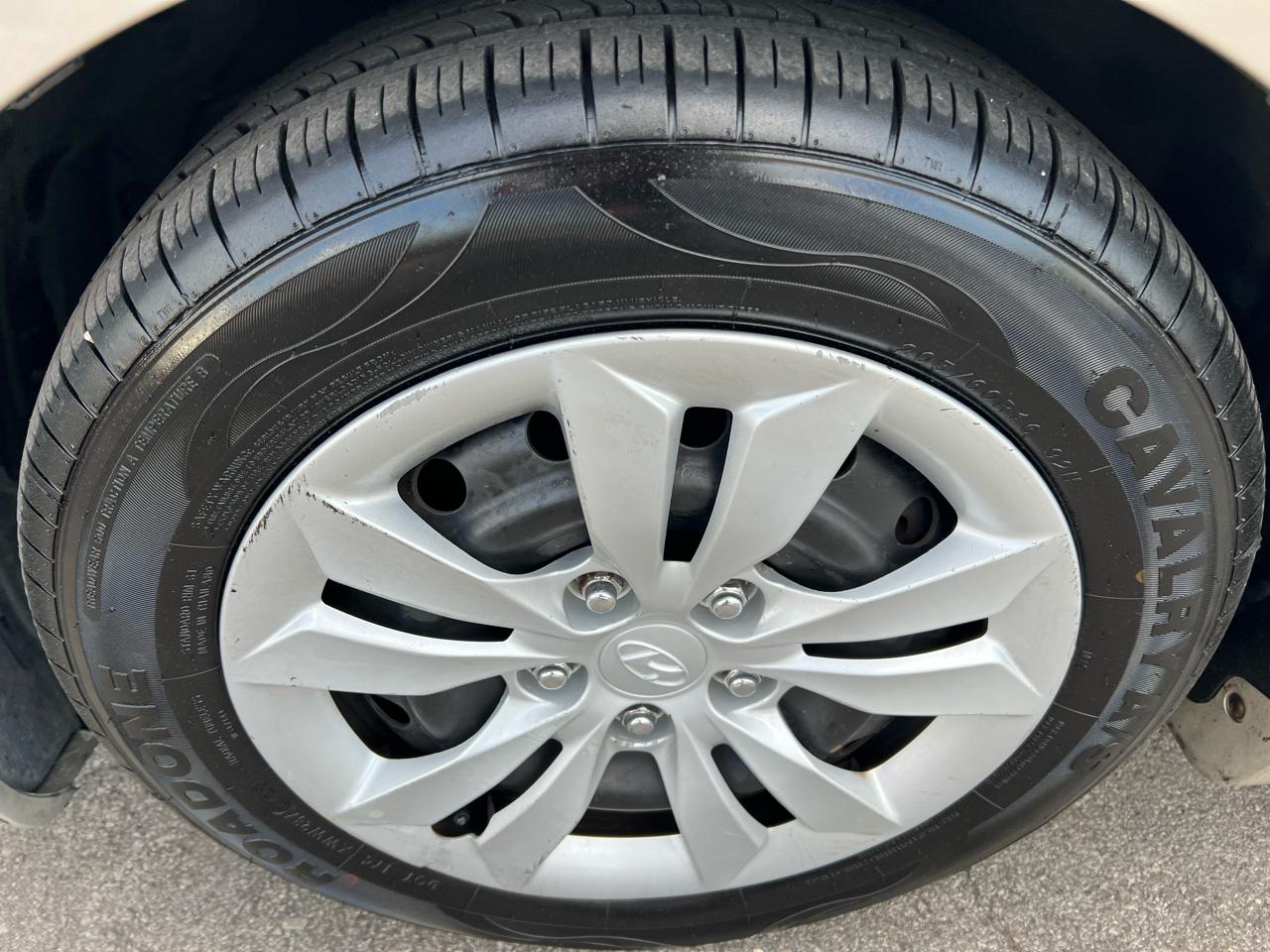 Hyundai Sonata 2.4L 2011