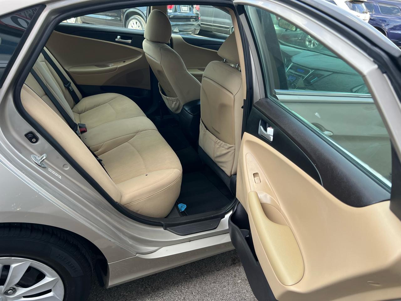 Hyundai Sonata 2.4L 2011