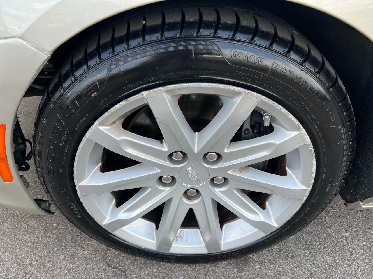 Cadillac CTS Sedan 4dr Sdn 2.0L Turbo AWD 2016