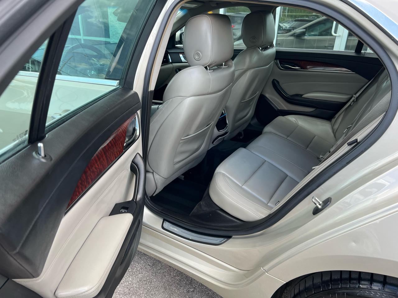 Cadillac CTS Sedan 4dr Sdn 2.0L Turbo AWD 2016