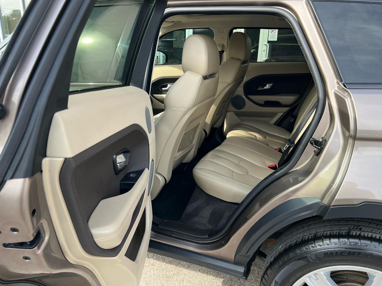 Land Rover Range Rover Evoque 5dr HB Pure Plus 2015