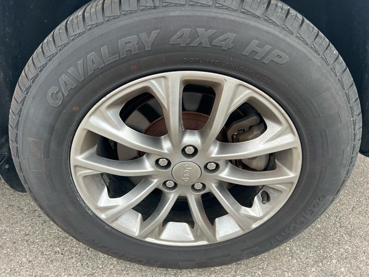 Jeep Cherokee Latitude Plus 4x4 2019