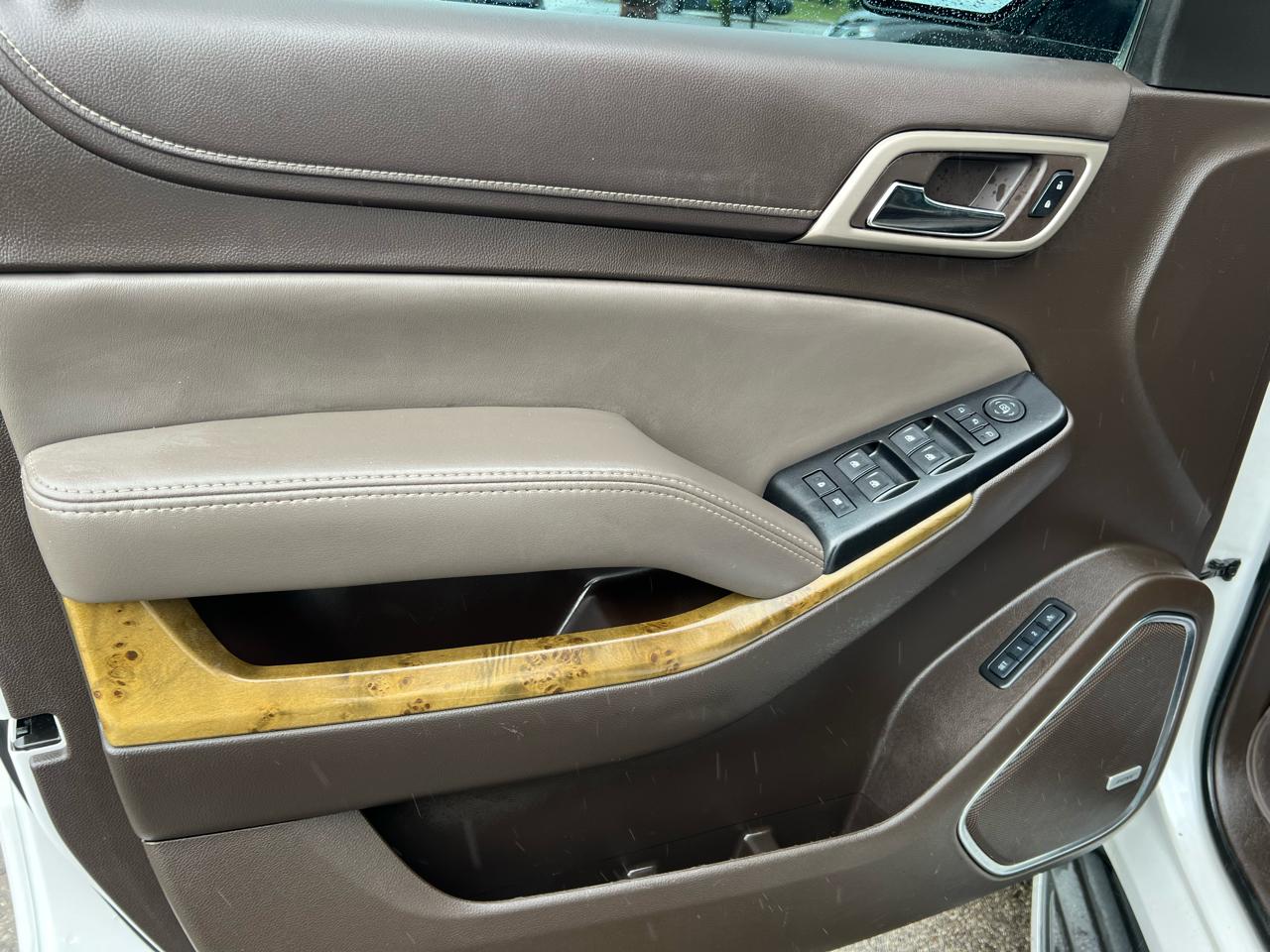 GMC Yukon XL 4WD 4dr Denali 2017