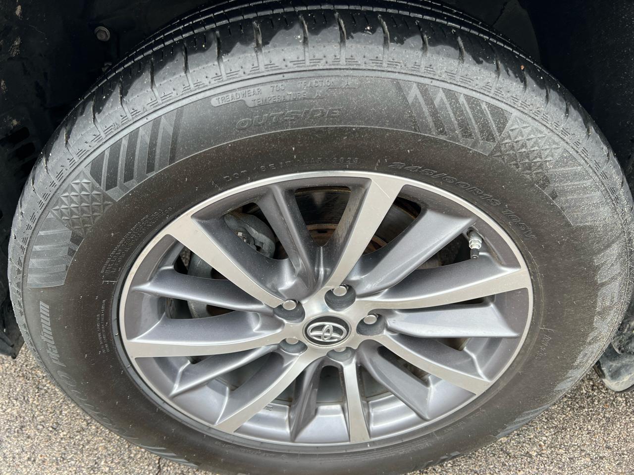 Toyota Highlander XLE V6 AWD (Natl) 2019