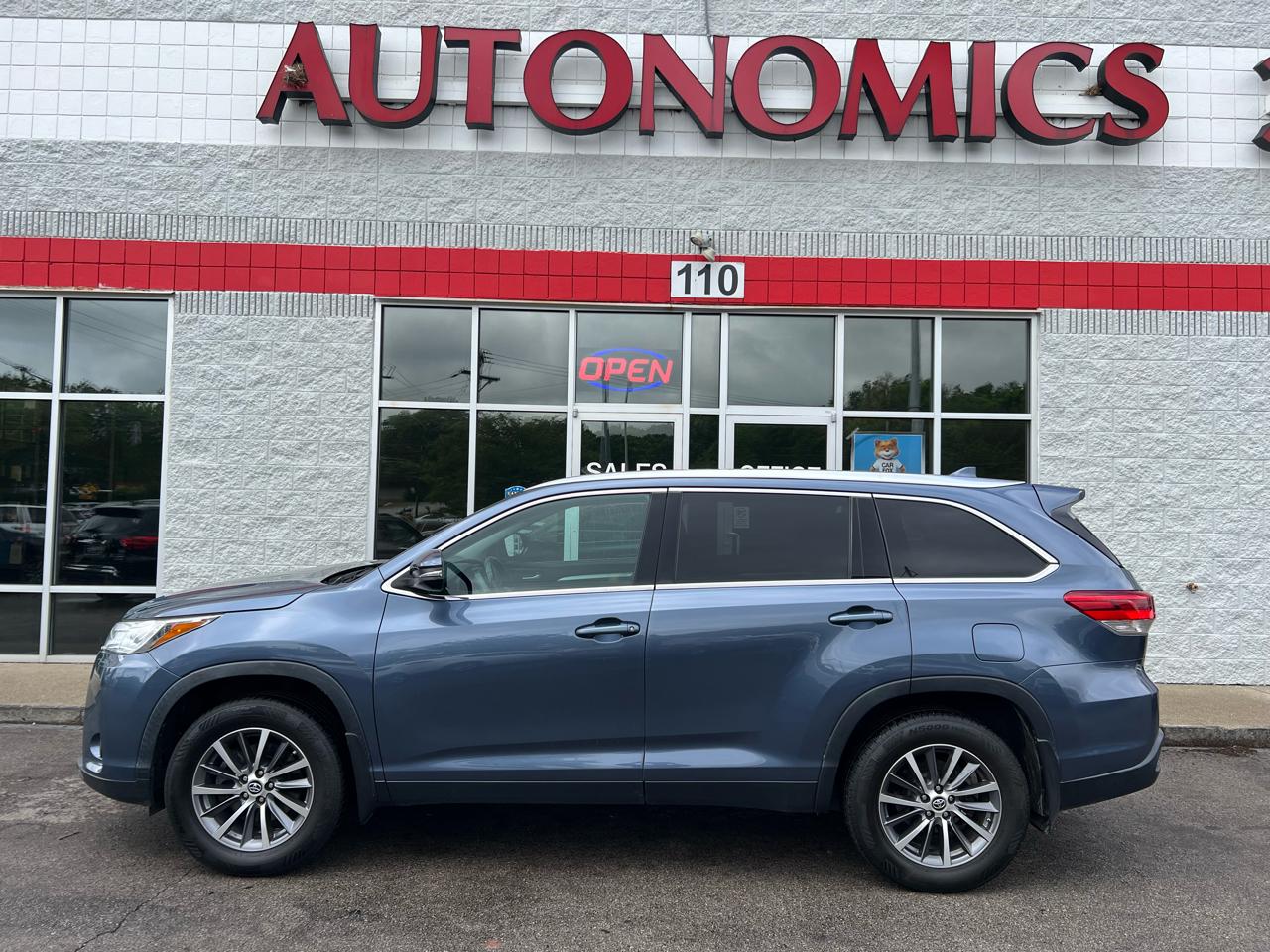 Toyota Highlander XLE V6 AWD (Natl) 2019