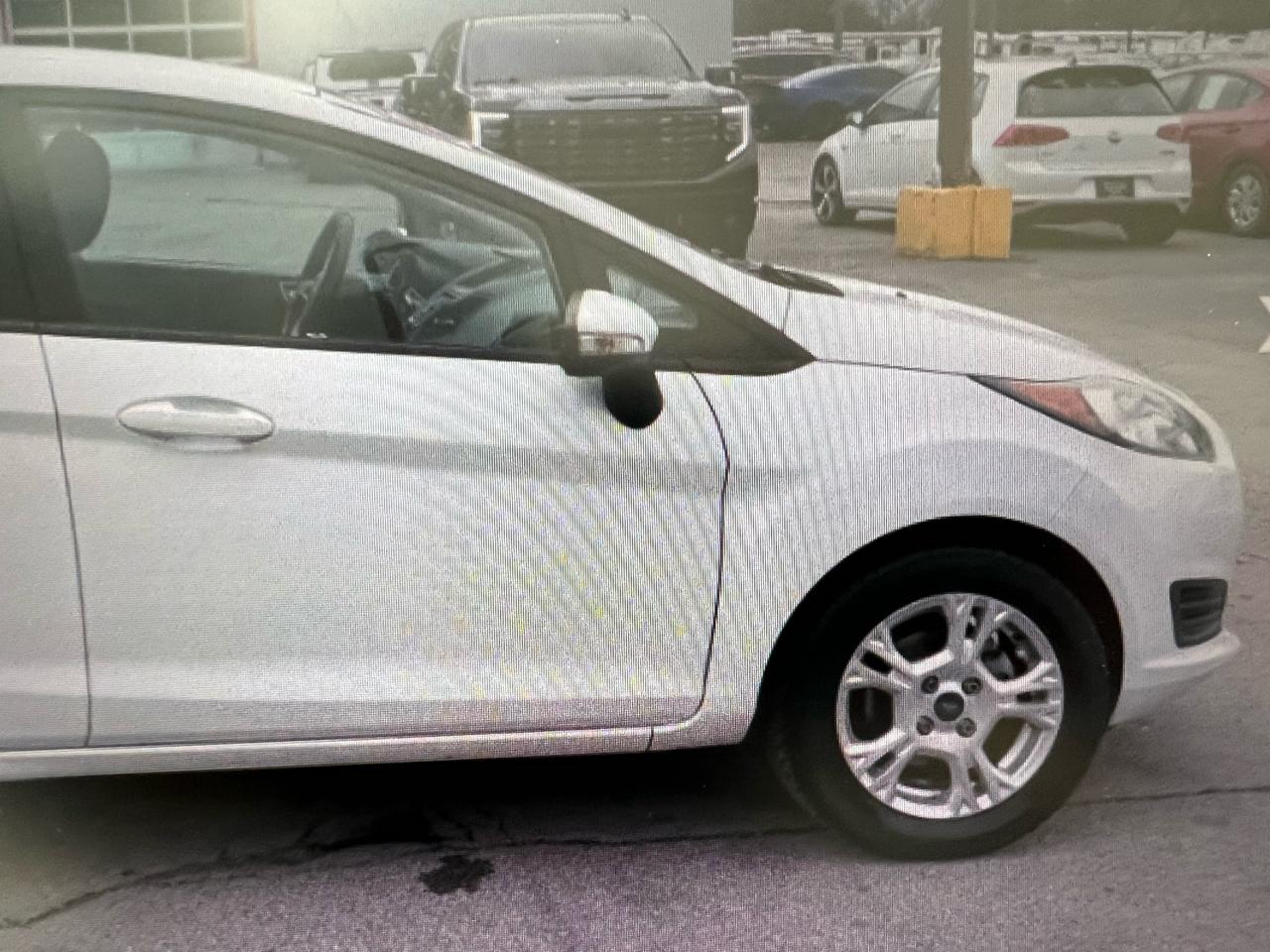 Ford FIESTA SE  2015