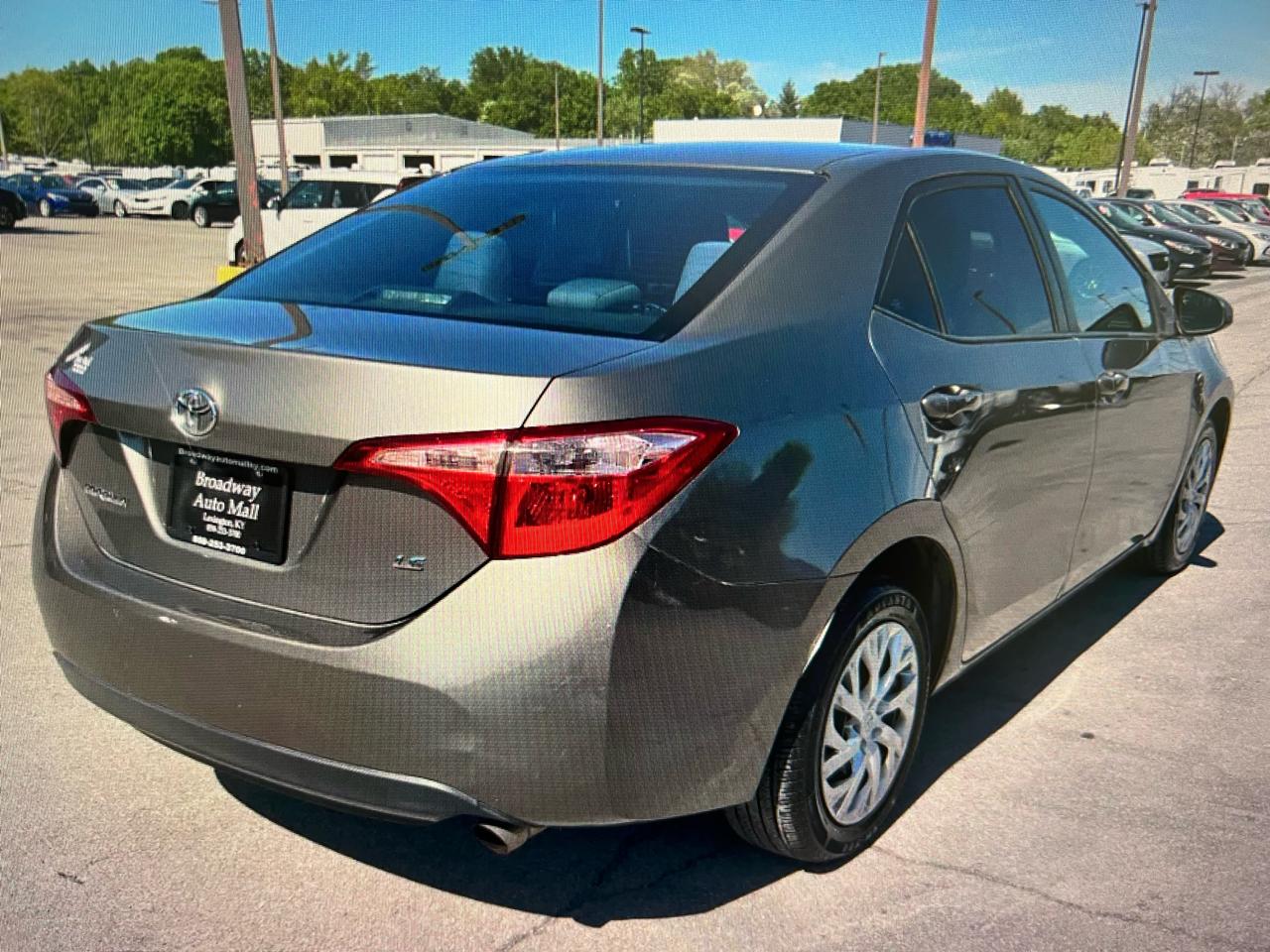 Toyota Corolla 4dr Sdn Auto L (Natl) 2019
