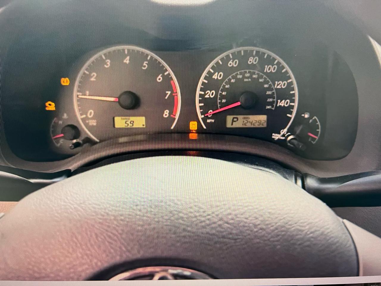 Toyota Corolla 4dr Sdn LE Auto 2010