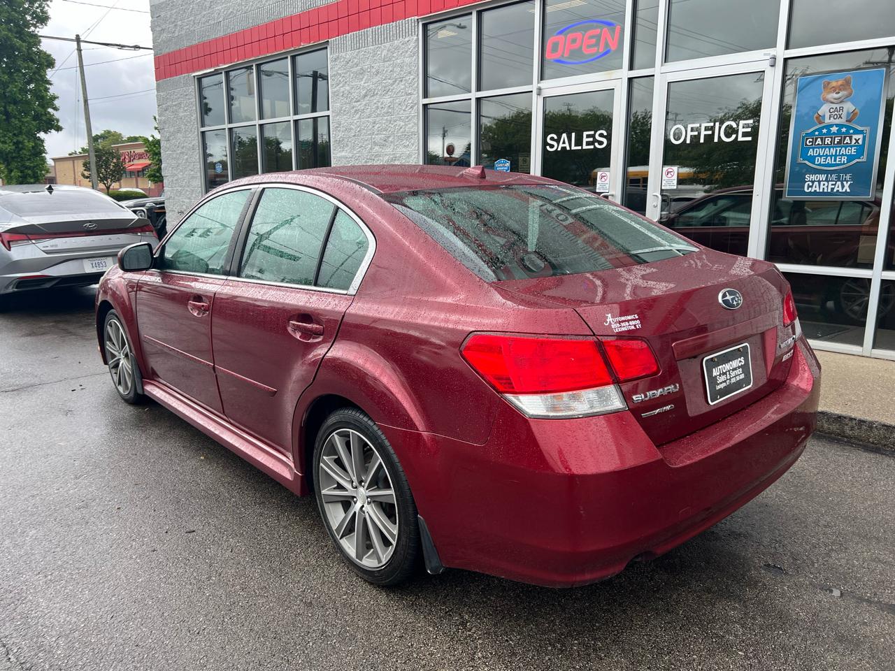 Subaru Legacy 4dr Sdn H4 Auto 2.5i Sport 2014