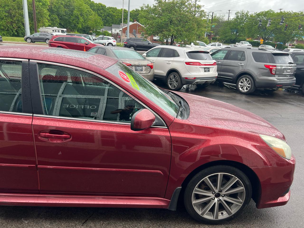 Subaru Legacy 4dr Sdn H4 Auto 2.5i Sport 2014