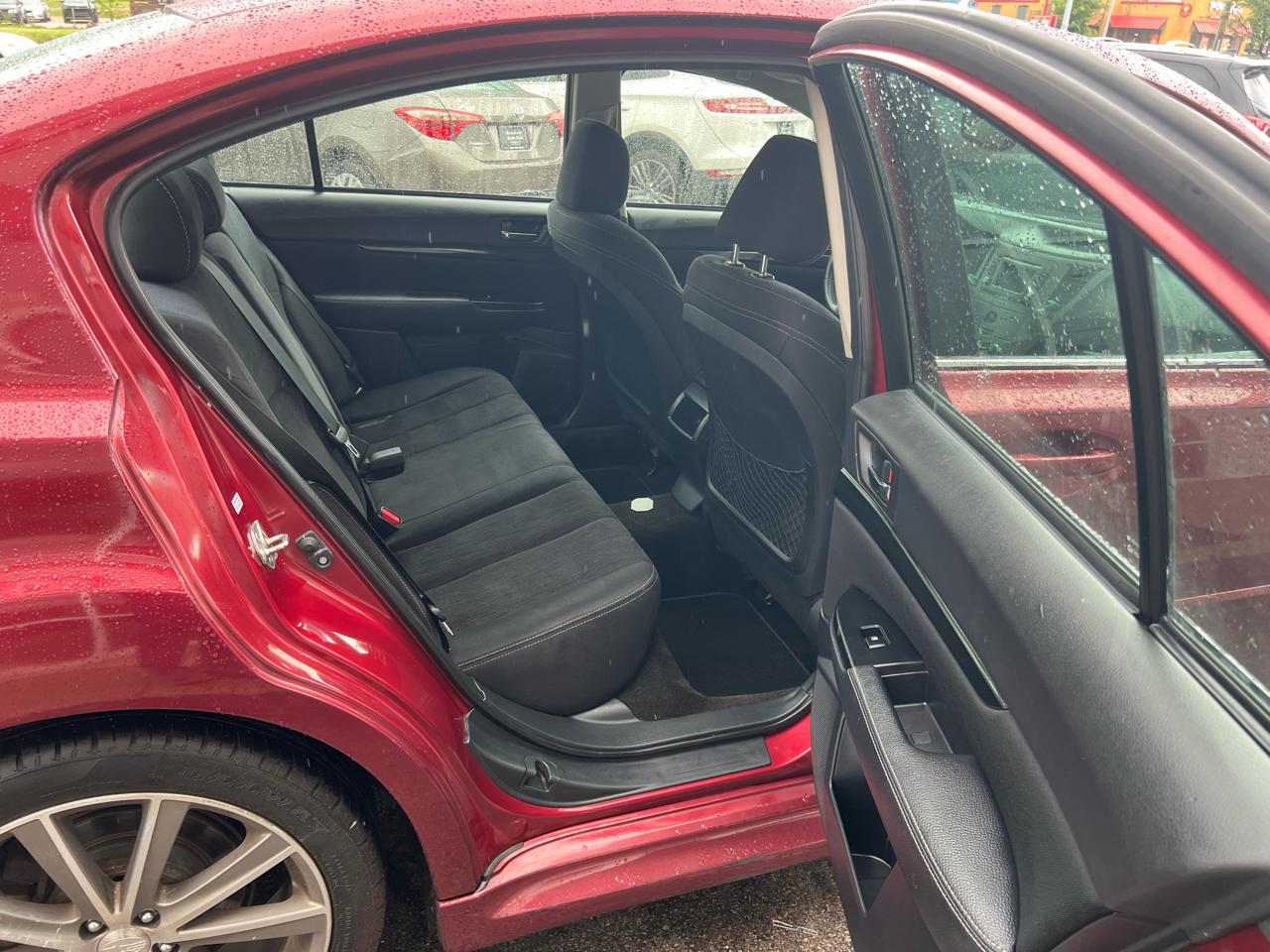 Subaru Legacy 4dr Sdn H4 Auto 2.5i Sport 2014