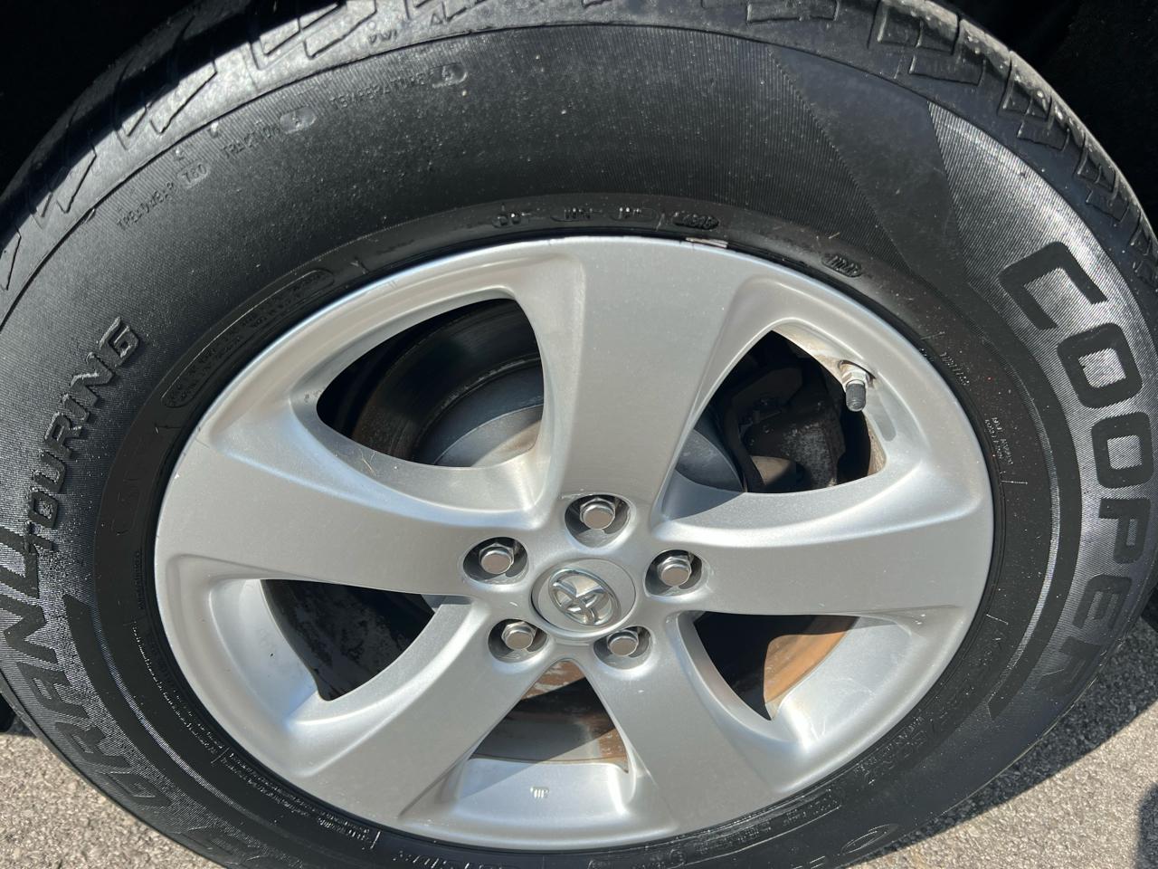 Toyota Sienna 5dr 8-Pass Van LE FWD (Natl) 2016