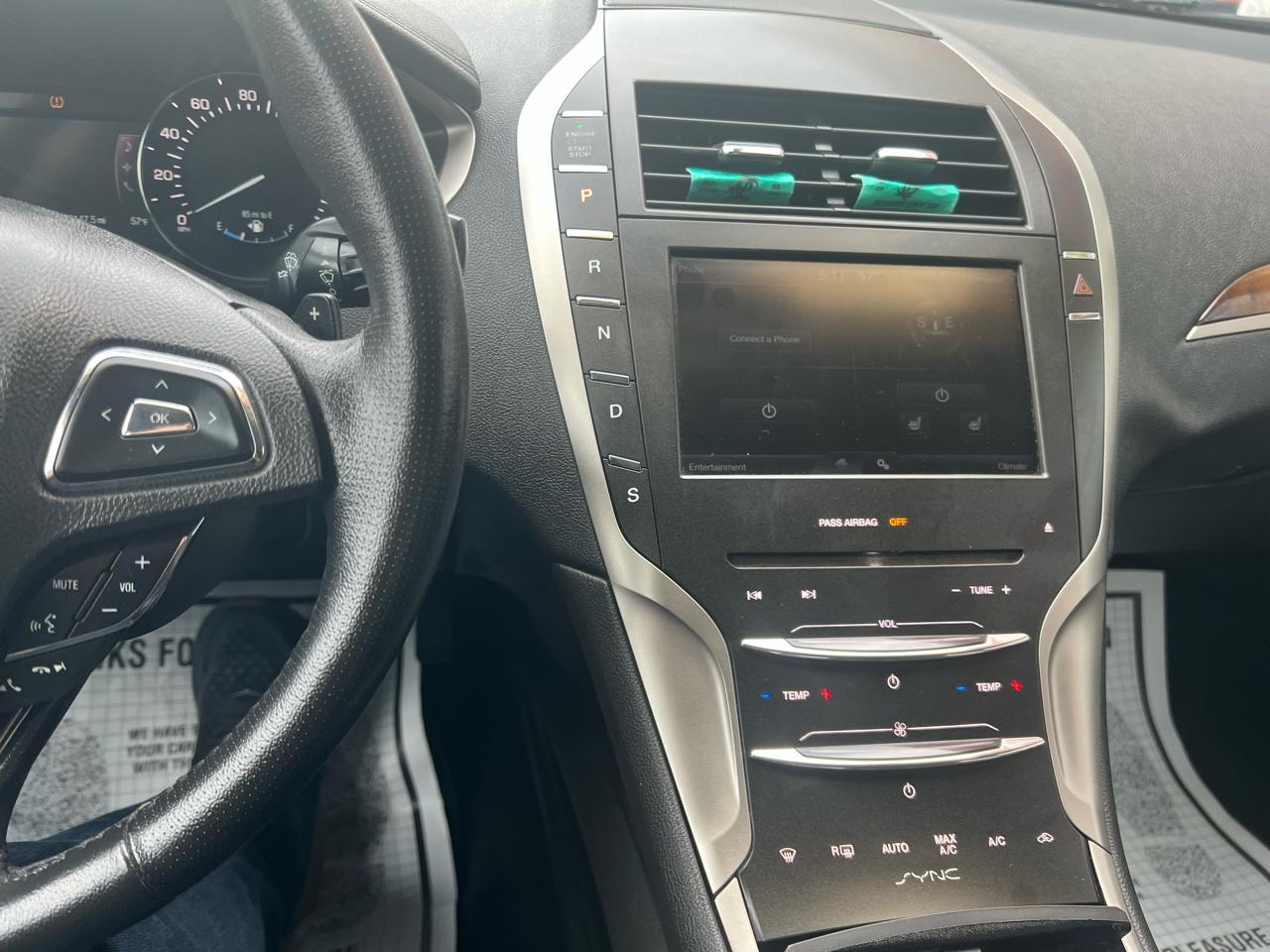 Lincoln MKZ 4dr Sdn FWD 2013