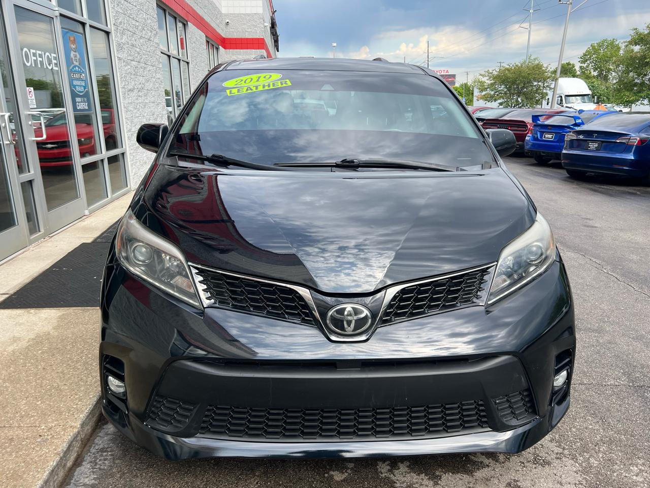 Toyota Sienna SE FWD 8-Passenger (Natl) 2019