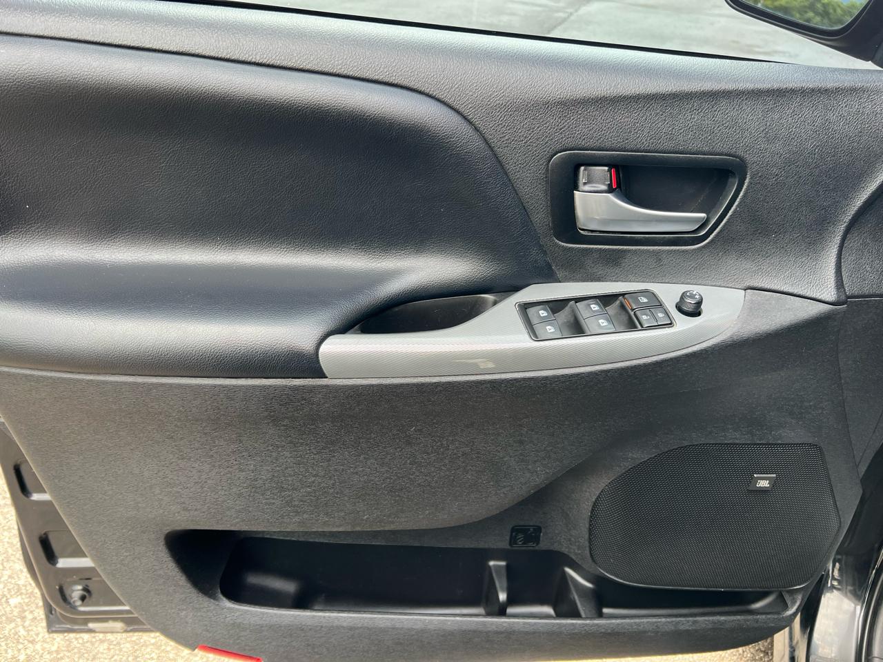 Toyota Sienna SE FWD 8-Passenger (Natl) 2019