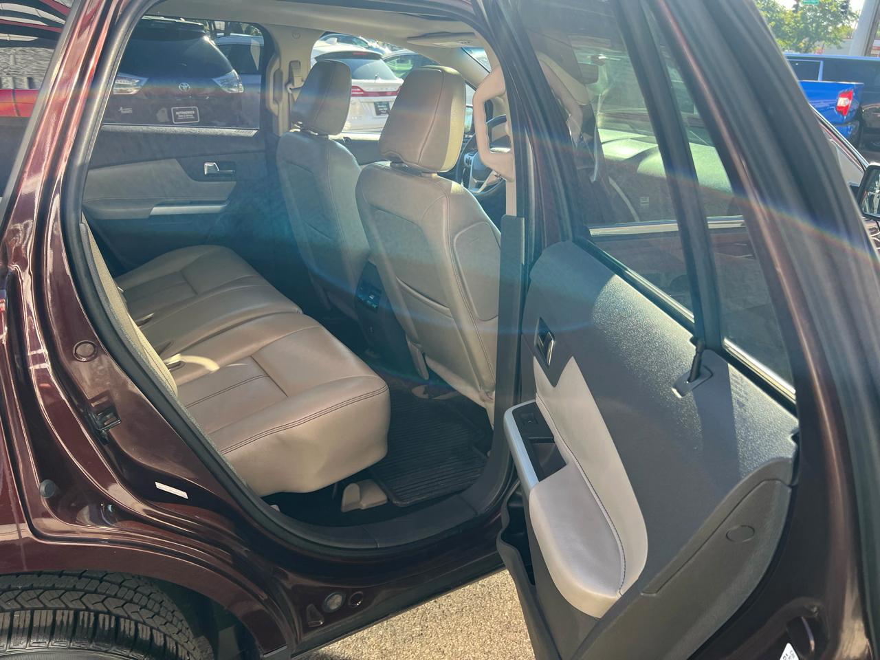 Ford Edge 4dr Limited AWD 2012