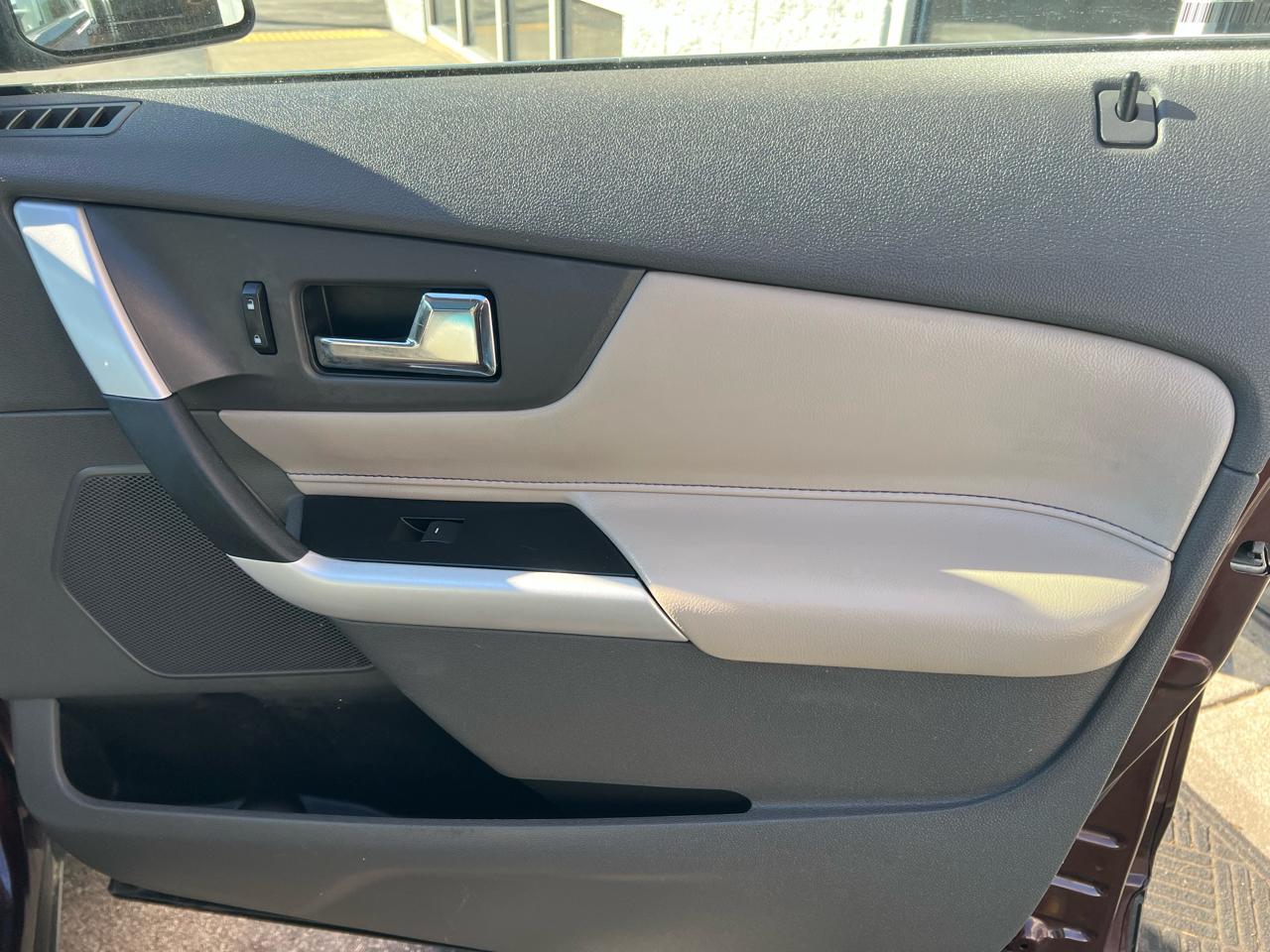 Ford Edge 4dr Limited AWD 2012