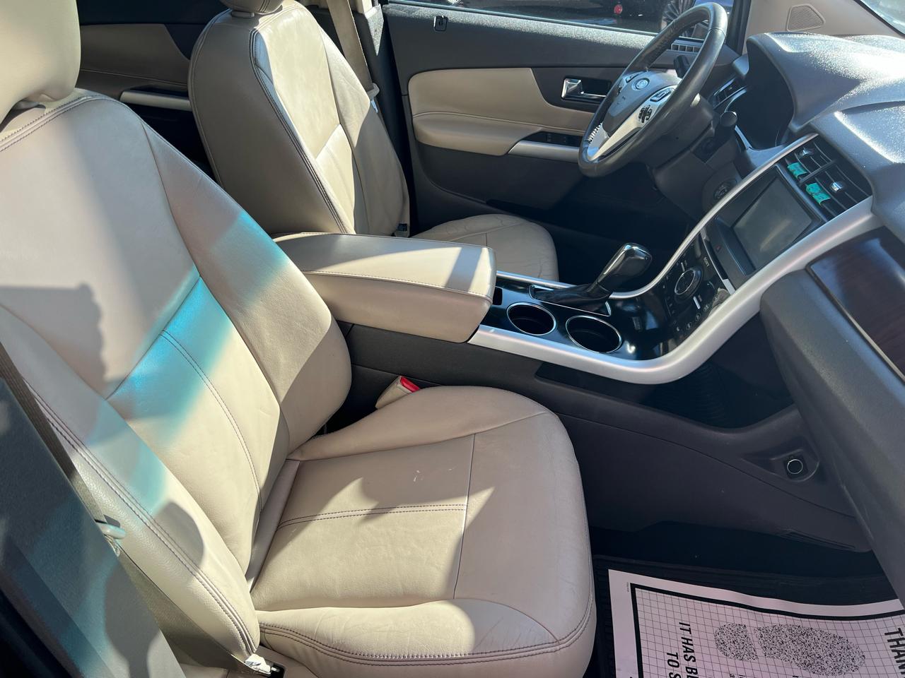 Ford Edge 4dr Limited AWD 2012