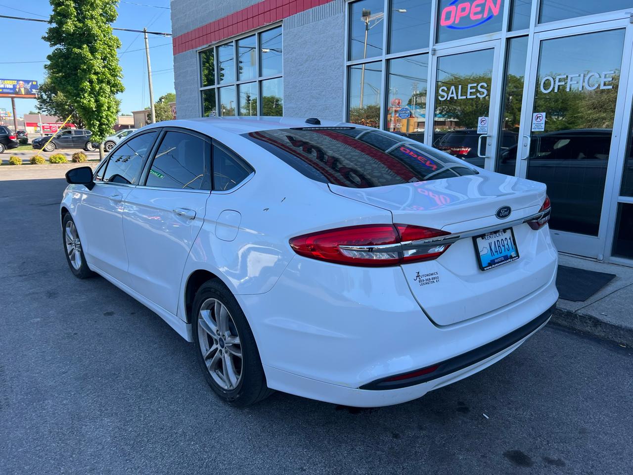 Ford Fusion SE FWD 2018