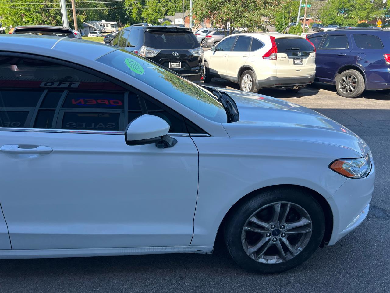 Ford Fusion SE FWD 2018