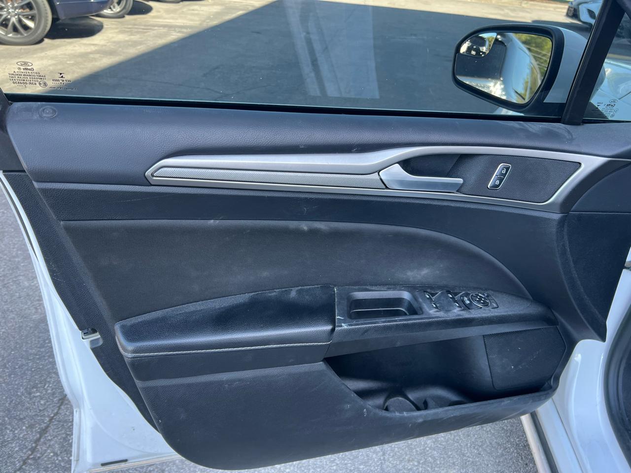 Ford Fusion SE FWD 2018