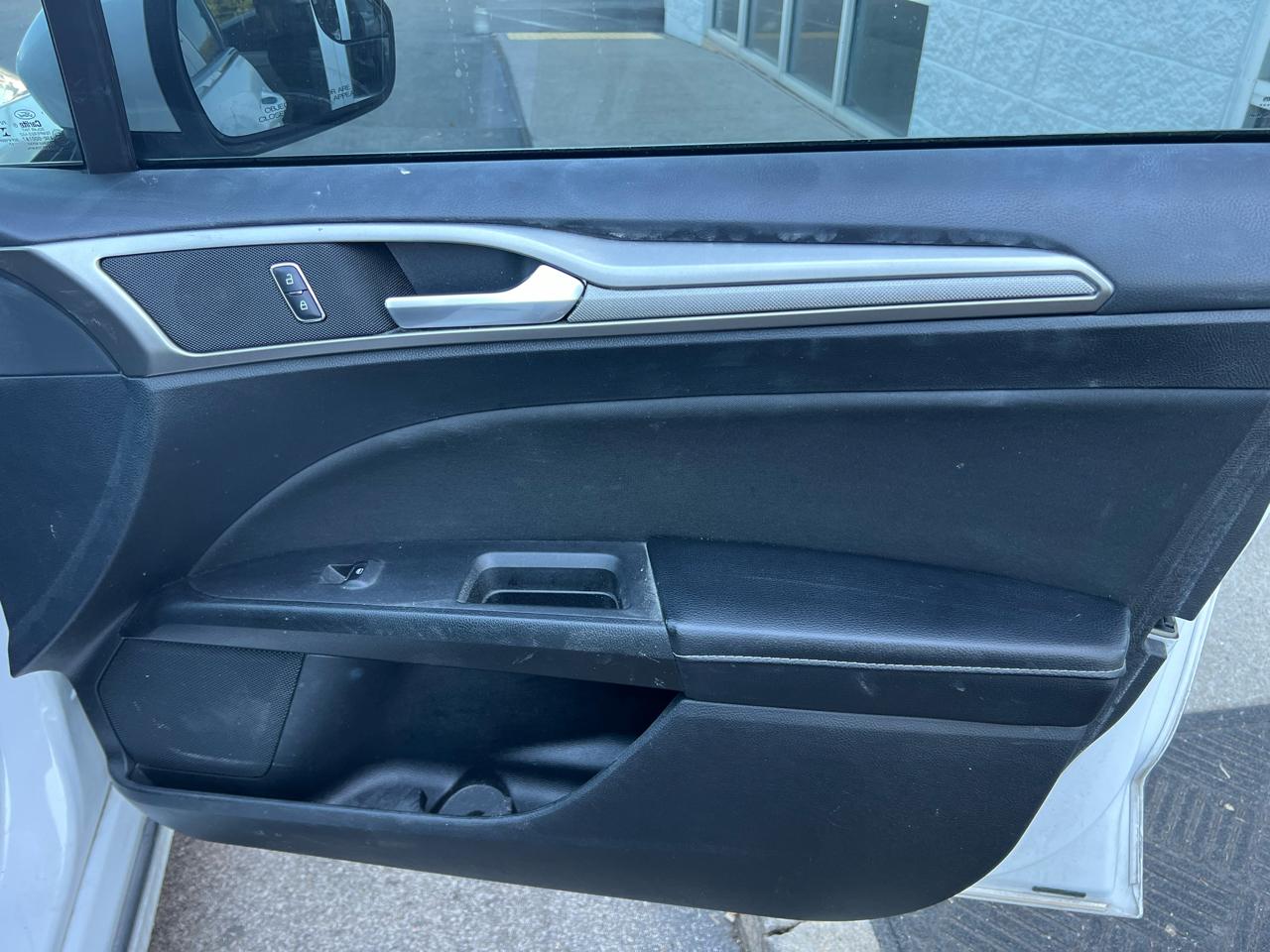 Ford Fusion SE FWD 2018