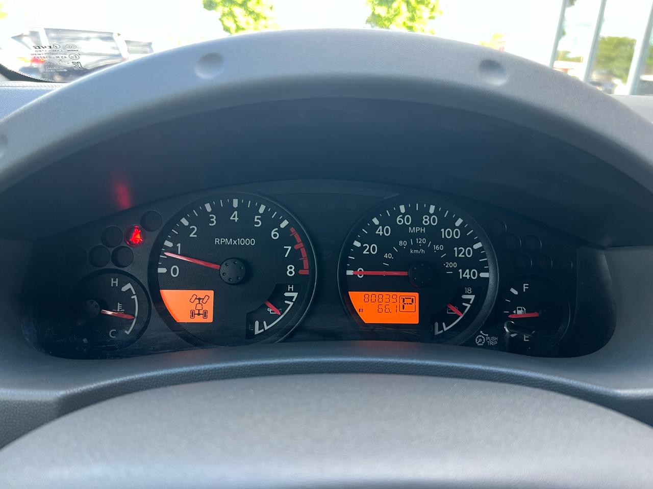 Nissan Frontier 4WD Crew Cab LWB Auto SV 2015