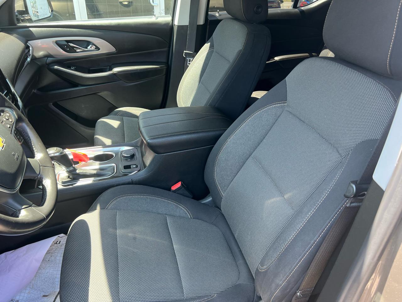 Chevrolet Traverse FWD 4dr LT Cloth w/1LT 2020