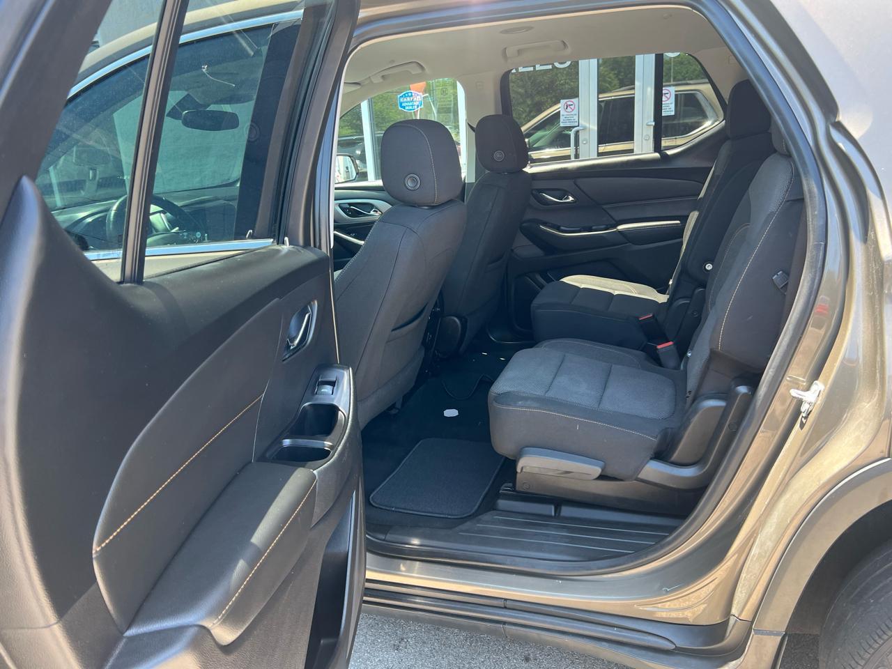 Chevrolet Traverse FWD 4dr LT Cloth w/1LT 2020