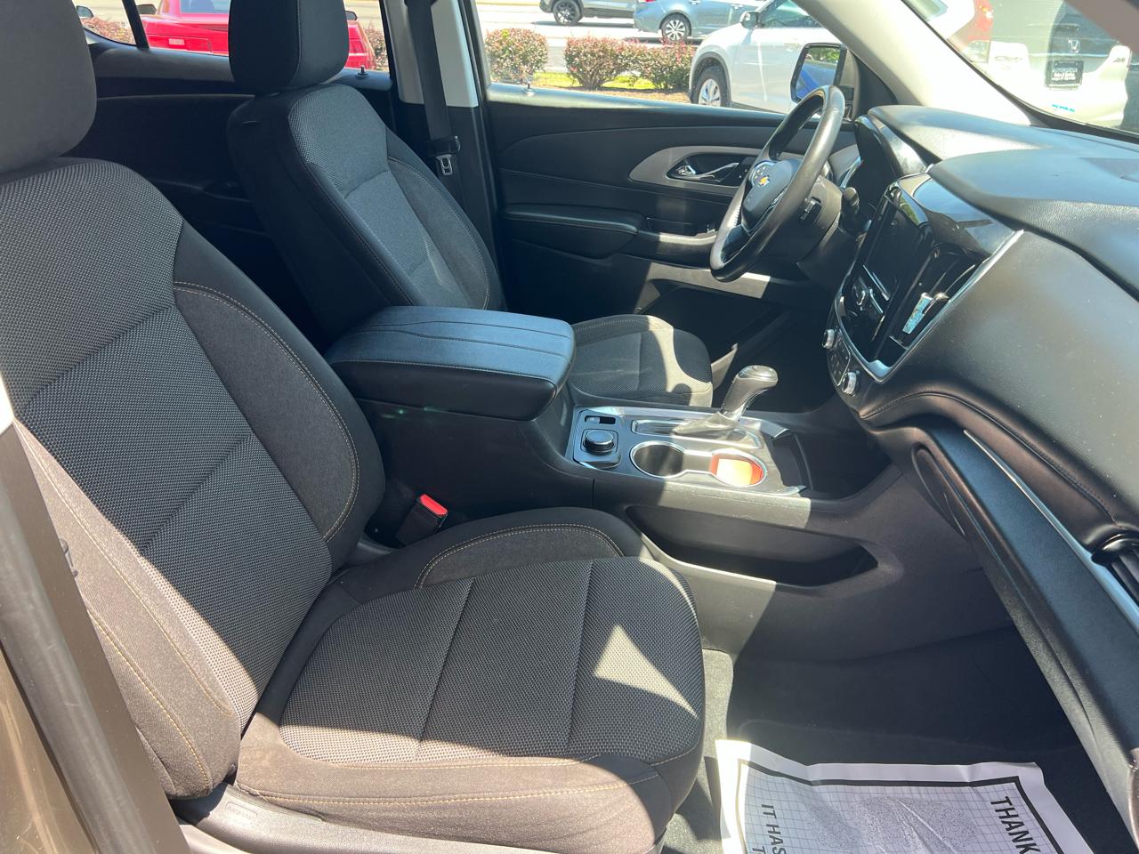 Chevrolet Traverse FWD 4dr LT Cloth w/1LT 2020