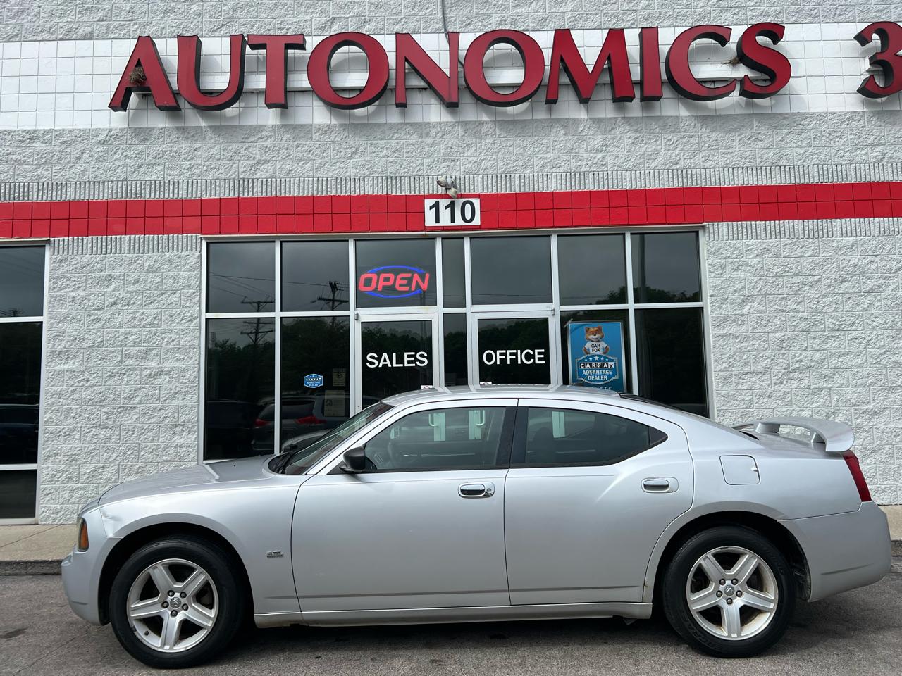 Dodge Charger 4dr Sdn RWD 2008
