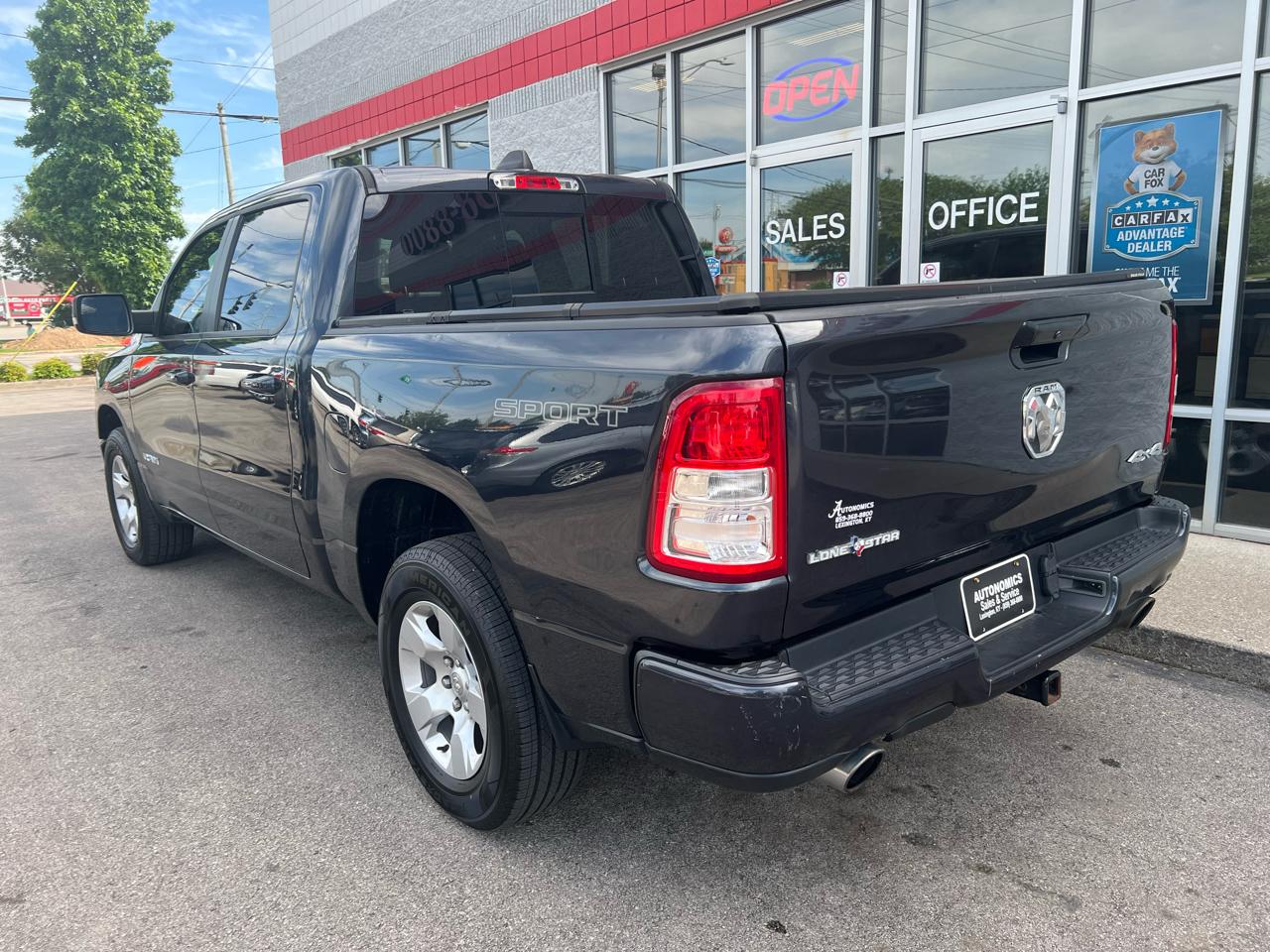 RAM 1500 Lone Star 4x4 Crew Cab 5'7" Box 2020