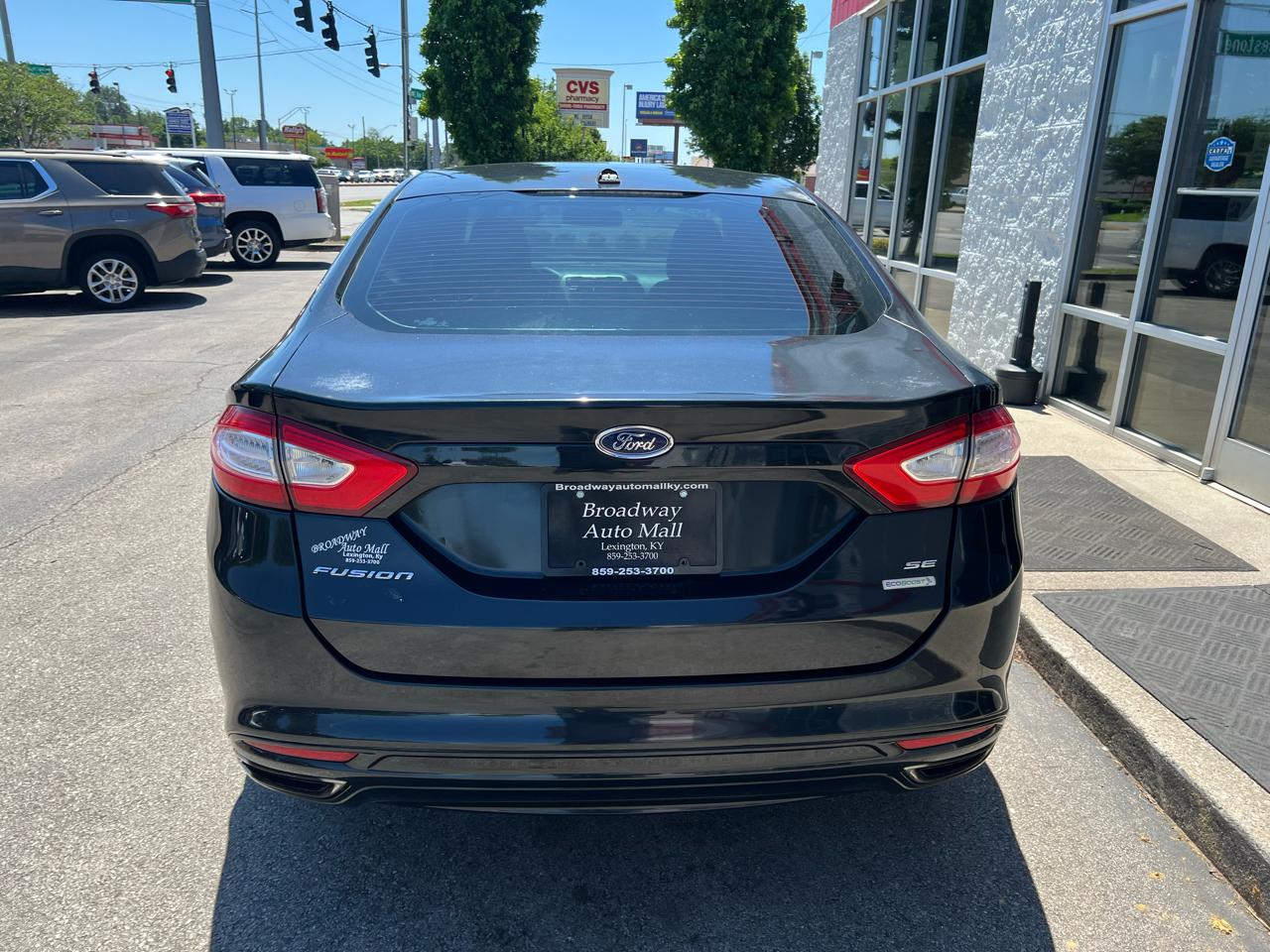 Ford Fusion 4dr Sdn SE FWD 2014