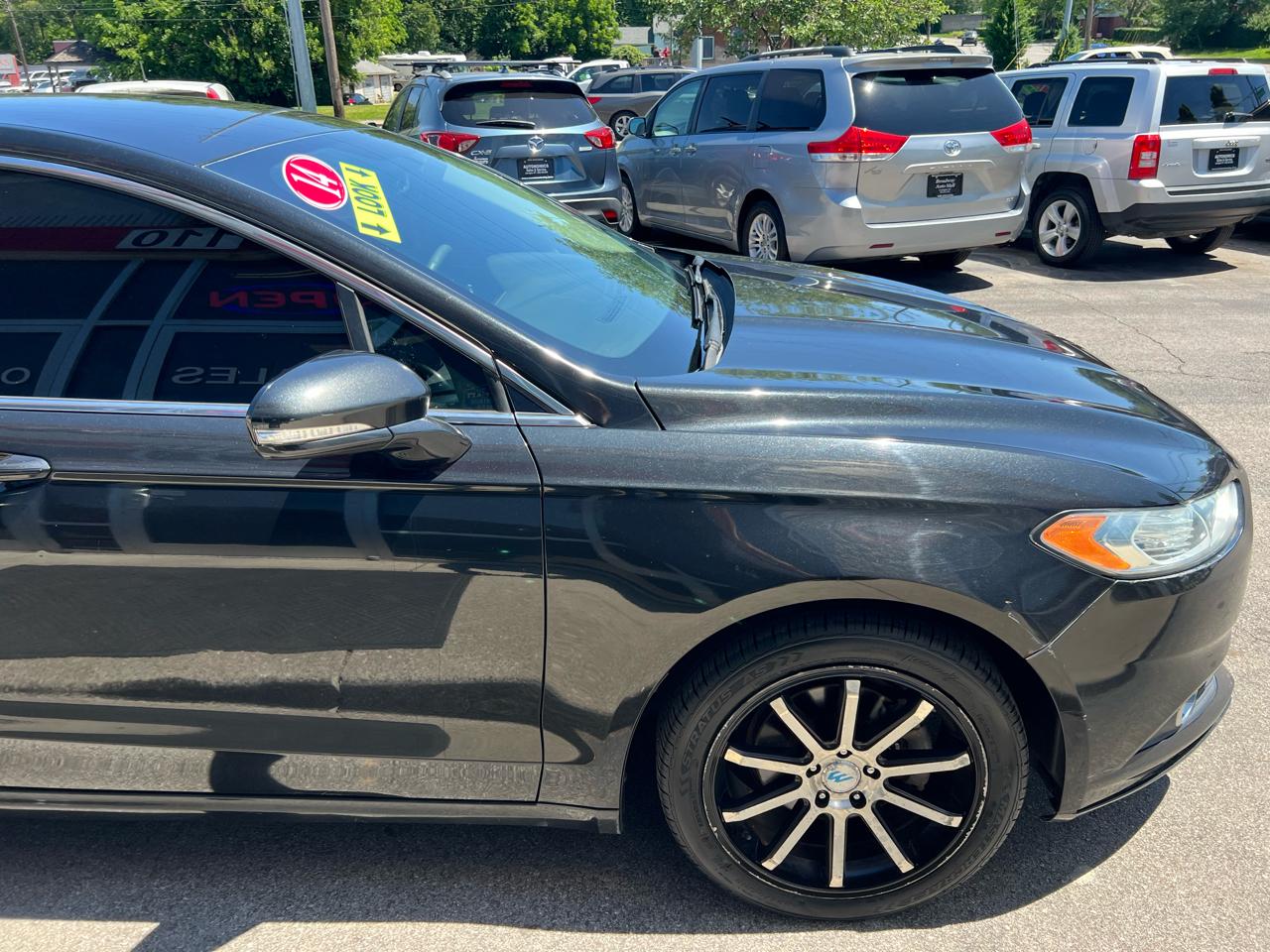 Ford Fusion 4dr Sdn SE FWD 2014