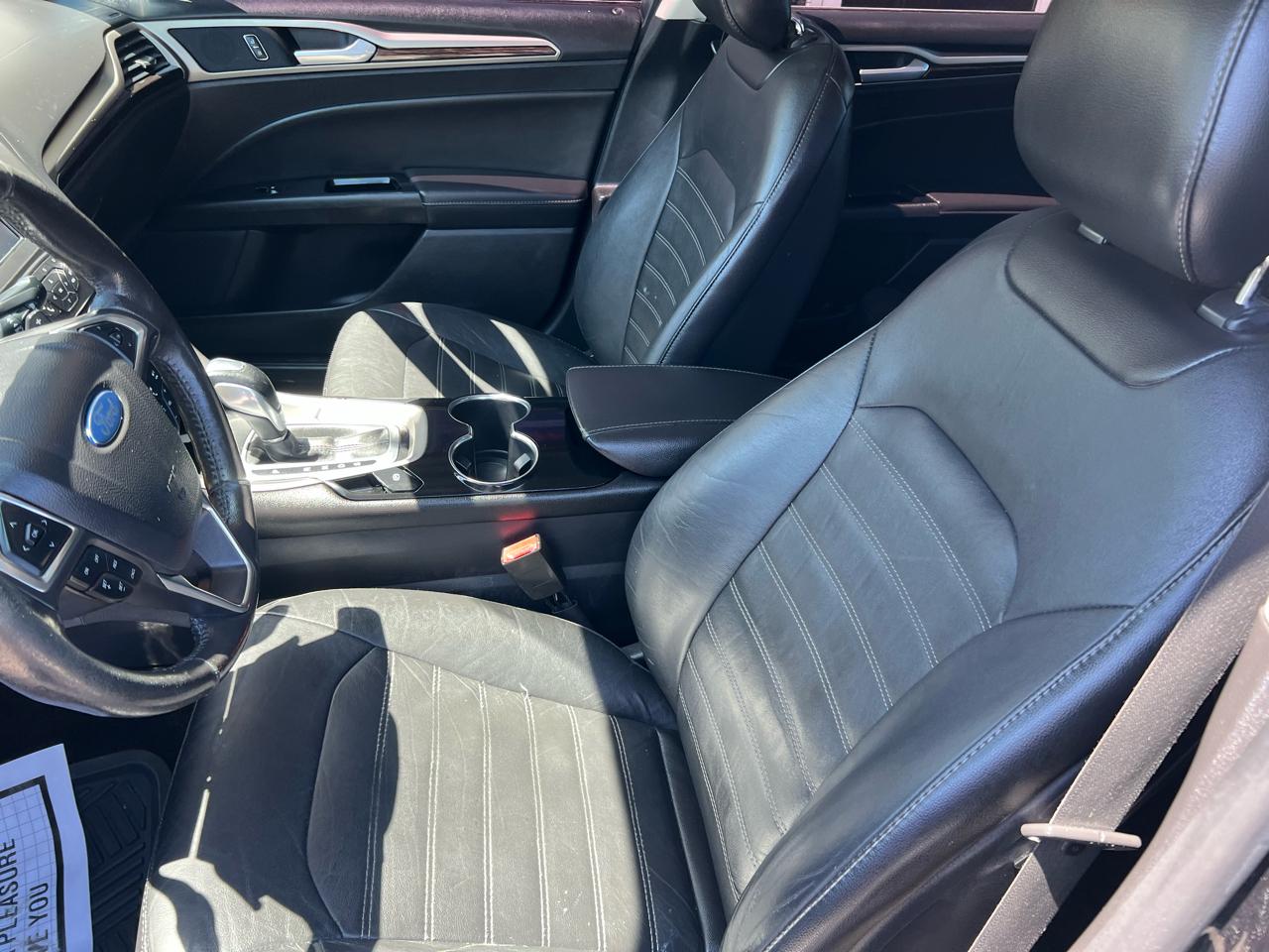 Ford Fusion 4dr Sdn SE FWD 2014