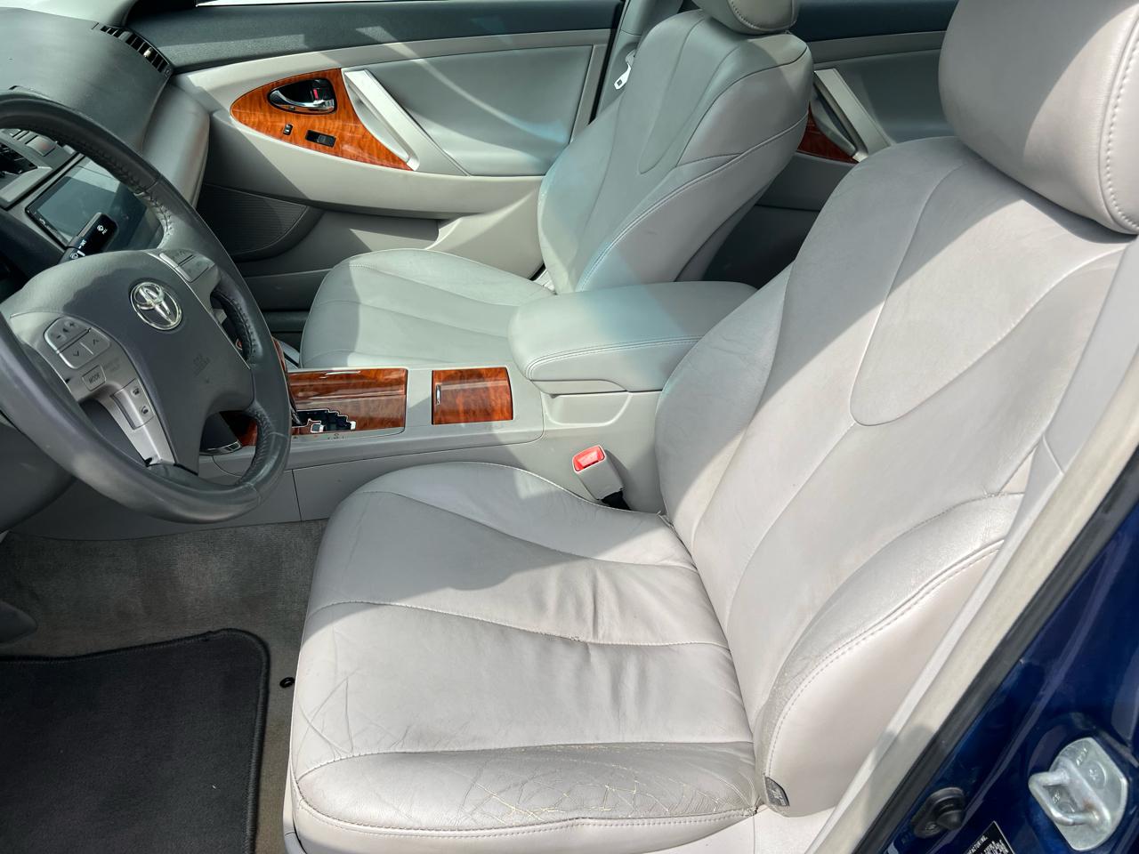 Toyota Camry 4dr Sdn V6 Auto XLE (Natl) 2009