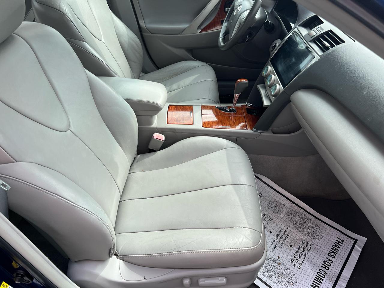 Toyota Camry 4dr Sdn V6 Auto XLE (Natl) 2009